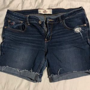 Hollister cut off shorts